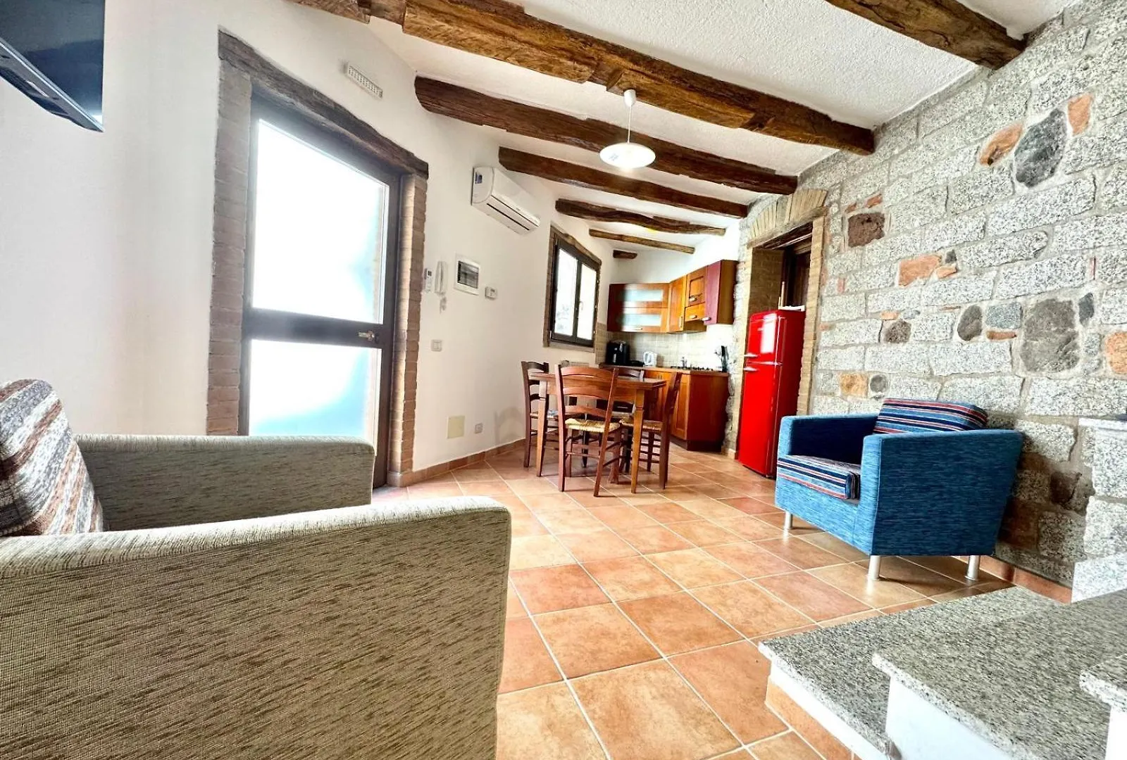 Village Center Apartments Bari Sardo